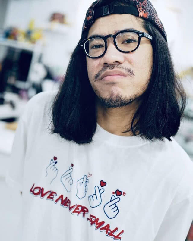 "หน่อง ธนา" ชวนทำบุญแก่น้องๆ รร. สอนคนตาบอดวัดมหาไถ่