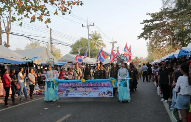 ปล่อยเต่าตนุ 100 ตัว กลับสู่ทะเล