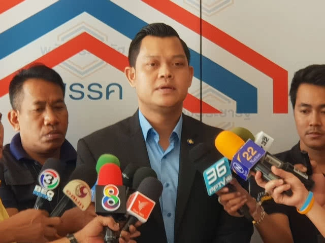 "ธนกร" โวผู้สมัครส.ส.พปชร.สุดฮึกเหิม! หลัง "บิ๊กตู่" ช่วยปราศรัยหาเสียงได้