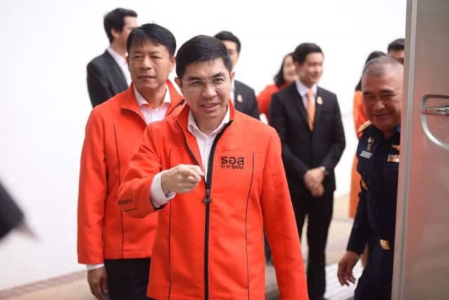 ธอส.มอบรถยนต์นิรภัยให้กรมขนส่งทหารอากาศเพื่อใช้ในภารกิจของกองทัพอากาศ