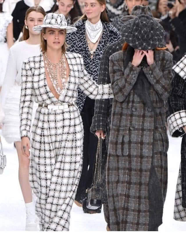 อำลา Karl Lagerfeld น้ำตาท่วมรันเวย์ Chanel