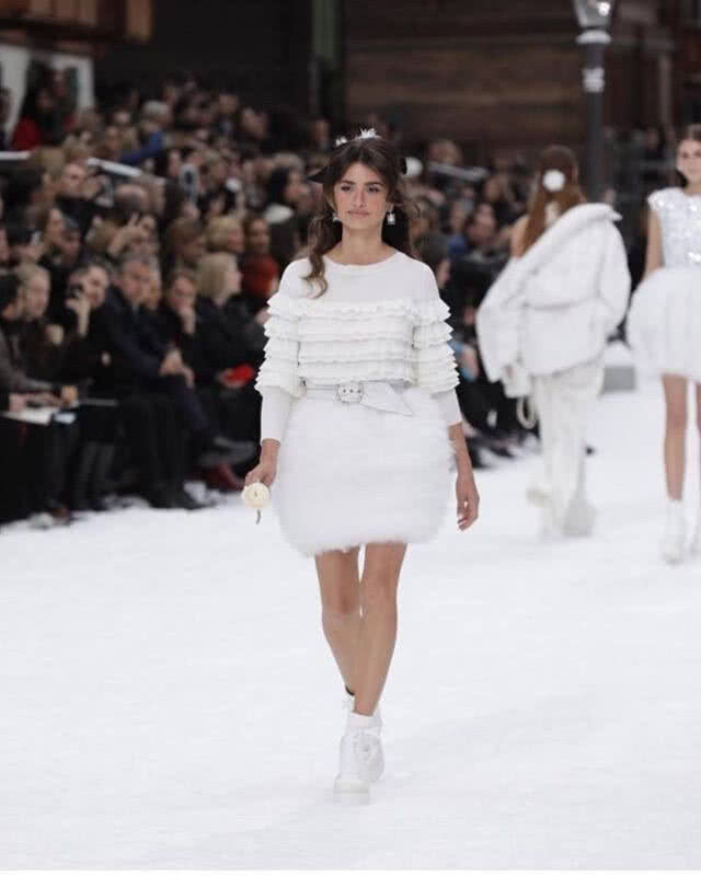 อำลา Karl Lagerfeld น้ำตาท่วมรันเวย์ Chanel