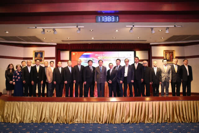 คมนาคมลงนามสัญญารถไฟไทย-จีน ช่วงสีคิ้ว – กุดจิก