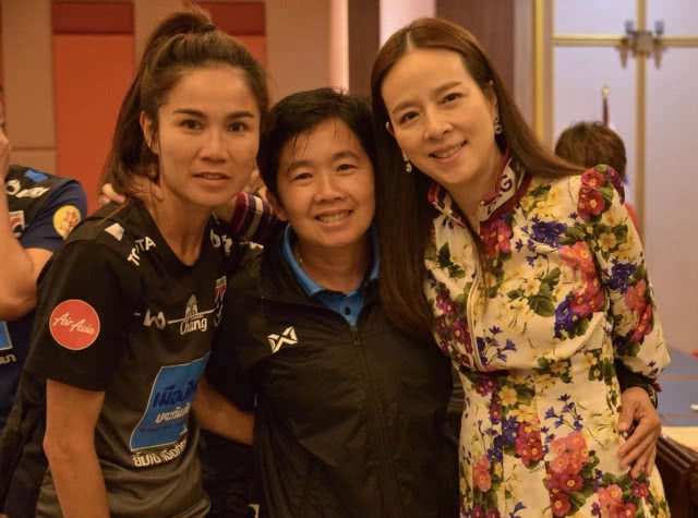 ‘มาดามแป้ง’ หวังลูกทีมลุยเต็มร้อยกับไนจีเรีย รอบจัดอันดับไซปรัส คัพ