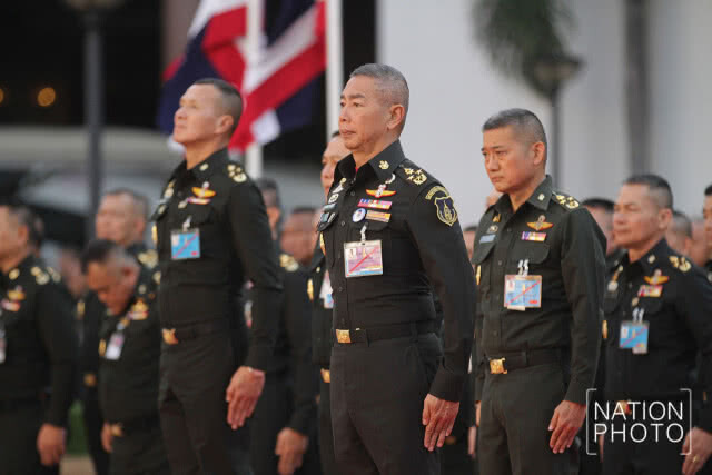 ผบ.ทบ. นำ ผบ.หน่วยทั่ว ปท. แสดงพลังรักษาเกียรติยศและศักดิ์ศรีของทหาร
