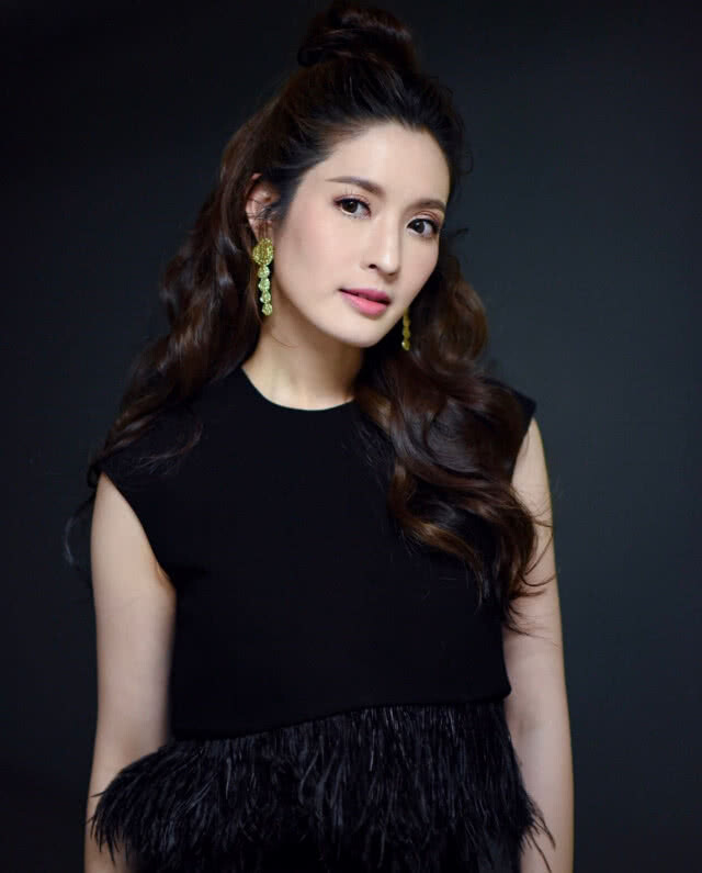 "แอฟ ทักษอร"กับลุกที่ต้องร้อง ว้าว!!!