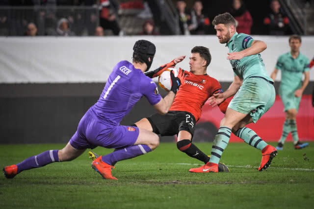 แรนส์ เปิดบ้านถล่มอาร์เซน่อล ที่ยังไม่ถึงครึ่งหลัง เหลือ 10คน ไป 3-1