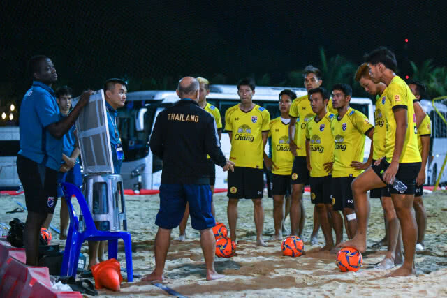 ชายหาดไทย ลงซ้อมก่อนดวล "มาเลเซีย"  วัชระ เลไพจิตร ลั่นต้อง 3 แต้มเท่านั้น
