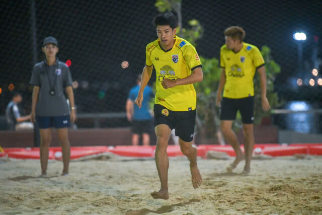 ชายหาดไทย ลงซ้อมก่อนดวล "มาเลเซีย"  วัชระ เลไพจิตร ลั่นต้อง 3 แต้มเท่านั้น