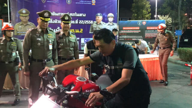 บก.จร.รวบนักซิ่ง 88 ราย ยึดรถแต่ง 92 คัน เตรียมส่งอบรม