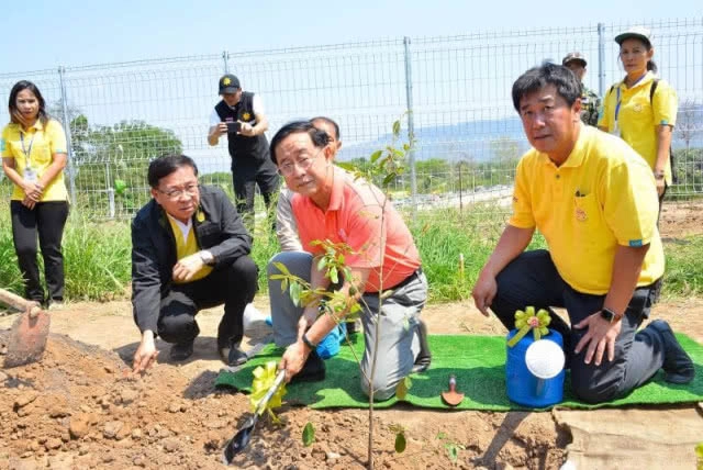 คมนาคม เปิดใช้ทางหลวงหมายเลข 304 สาย อ.กบินทร์บุรี - อ.ปักธงชัย (ทางเชื่อมผืนป่า)