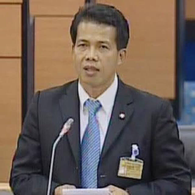 "นคร มาฉิม" แนะคิดให้ดี! เลือกพรรคฝ่ายประชาธิปไตย หรือพรรคฝ่ายเผด็จการ แล้วฟอกขาวสืบทอดอำนาจต่อไป