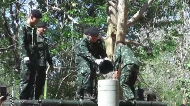 สร้างแนวรั้วป้องกัน "ช้างป่าละอู" พร้อมโป่งเทียมอาหารเสริม