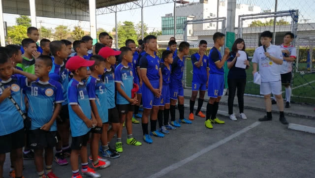 พี่ช่วยน้อง "บ้านมหาราช" ภารกิจของการ "ให้"