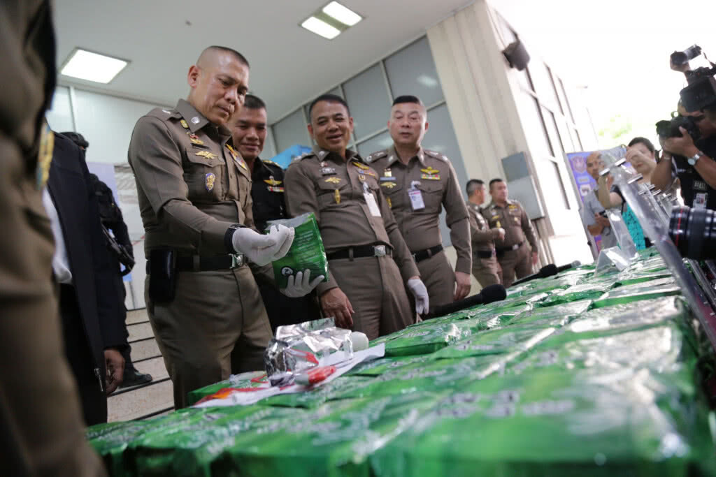 ปส.เปิดยุทธการสยบไพรี 62/10 จับเครือข่ายรถตู้นรก ขนไอซ์ 200 กก.
