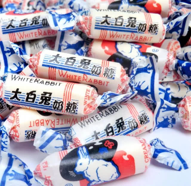 ไอศกรีมลูกอมนมกระต่ายขาว ถูกตั้งข้อสงสัย ละเมิดทรัพย์สินทางปัญญา