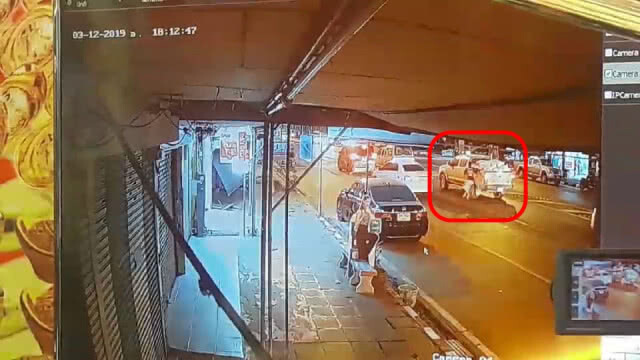 เผยคลิป วินาทีวิสามัญ "โอ" คนร้ายฆ่าฝังดิน