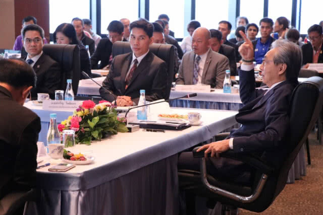 สมคิดฯ เร่งพัฒนาท่าเรือให้ทันสมัยครบวงจรเป็นระบบ AI ใน 3 ปี