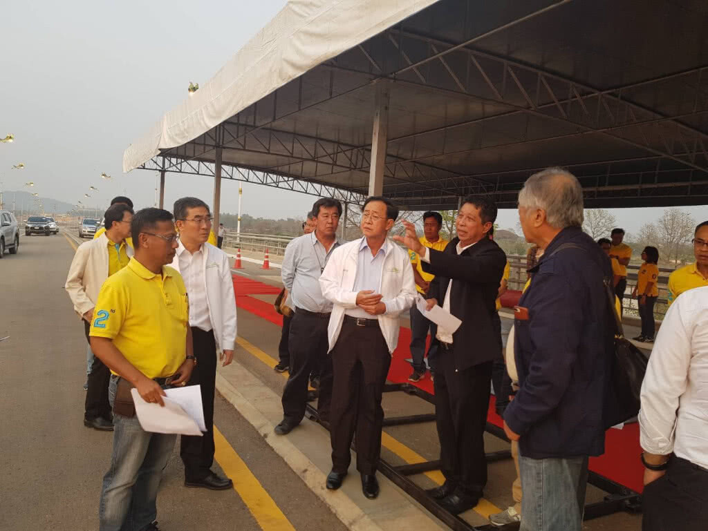 'อาคม' ลงพื้นที่ตรวจความพร้อมการก่อสร้างสะพานมิตรภาพไทย​ -​ เมียนมา
