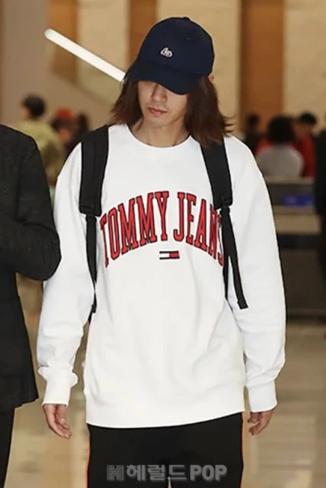 ฉาวอีก!!! เปิดแชทลับ "จงฮยอน CNBLUE" ขอคลิปแอบถ่าย และให้ "จุนยอง" จัดหาสาวๆให้