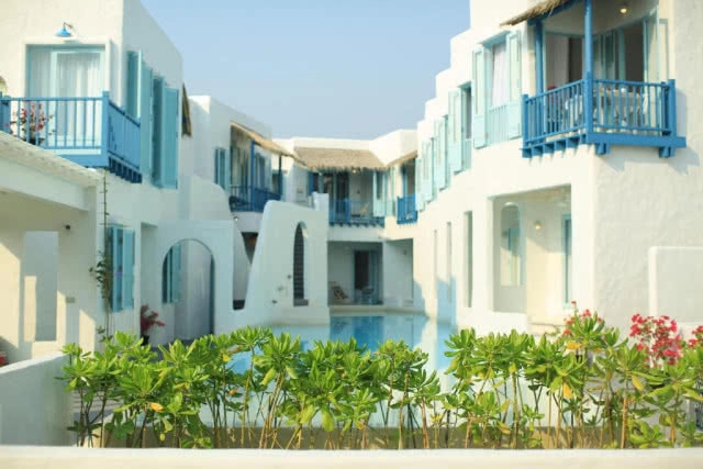 ไม่ได้อยู่ กรีซ ที่นี้คือหัวหิน!! หนีร้อนแล้วมาพักที่ "รีสอร์ท เดอ พาสคานี"