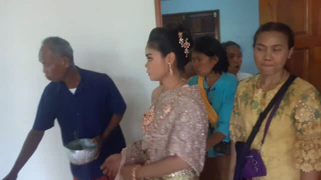 ขบวนจยย.ครึ่งร้อย ยกขันหมากแต่งครูสาวตชด.