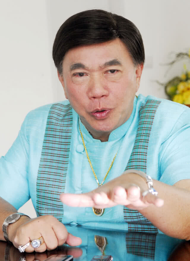 ดร.เสรี โพสต์สลด! "อนิจจา" ฉันไม่สนใจว่าคนแก่จะพูดอะไร ถึง...ก็จะเลือก?