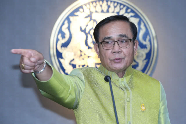 "ลุงกำนัน" เผย! ต้องเชียร์ "บิ๊กตู่" เพราะเราเคยสู้ด้วยกันมา