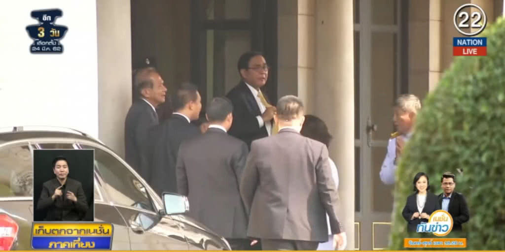 (คลิปข่าว) วันเกิด 65 ปี "บิ๊กตู่" เข้าทำเนียบฯ ทำงานปกติ