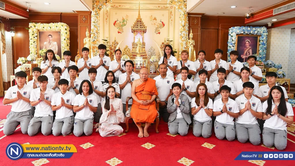 มาดามแป้ง ทำบุญวันคล้ายวันเกิด ครบ 53 ปี มาดามแป้ง ทำบุญวันคล้ายวันเกิด ครบ 53 ปี