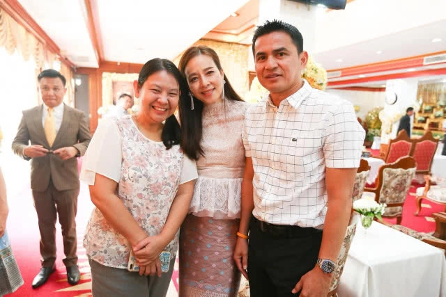 มาดามแป้ง ทำบุญวันคล้ายวันเกิด ครบ 53 ปี