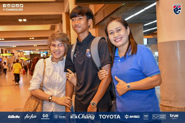 ช้างศึก U19 เหินฟ้าลุยศึก VFF , โค้ชหระ ประกาศคว้าแชมป์ ก่อนสู้ศึกอาเซียน