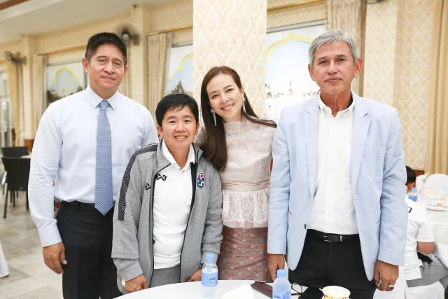 มาดามแป้ง ทำบุญวันคล้ายวันเกิด ครบ 53 ปี