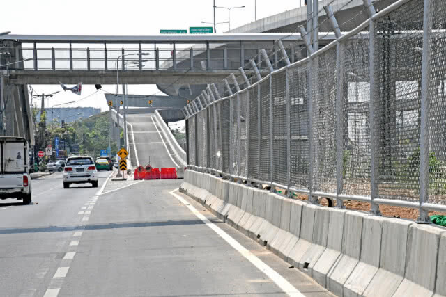 คมนาคมเร่งรัดการเปิดใช้งานสะพานกลับรถสถานีรถไฟบางบำหรุ
