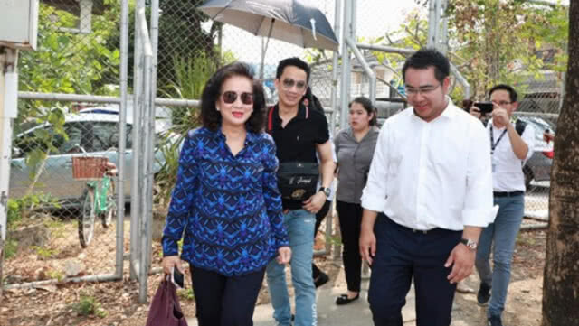 "พจมาน" ไปเลือกตั้ง "พานทองแท้" ดูแลใกล้ชิด