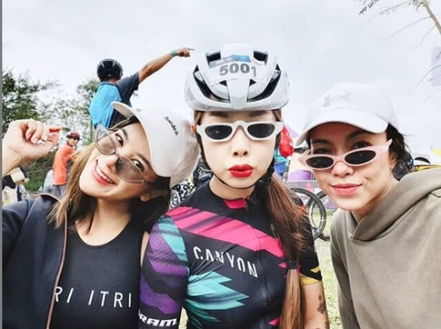 สุดยอด!! "ตูน – ก้อย" คว้าที่ 1 ไตรกีฬา "Ironman"