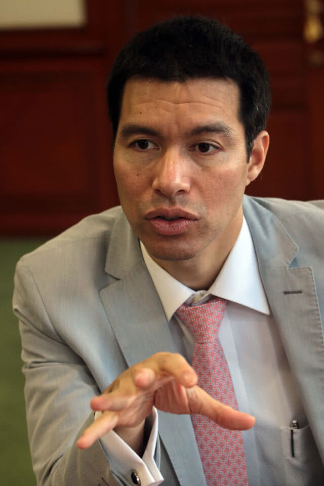 "เพื่อไทย" ส.ส.เขตเกินคะแนนนิยม กระทบพรรคอื่น ต้องถูก"ทอน"ส.ส.