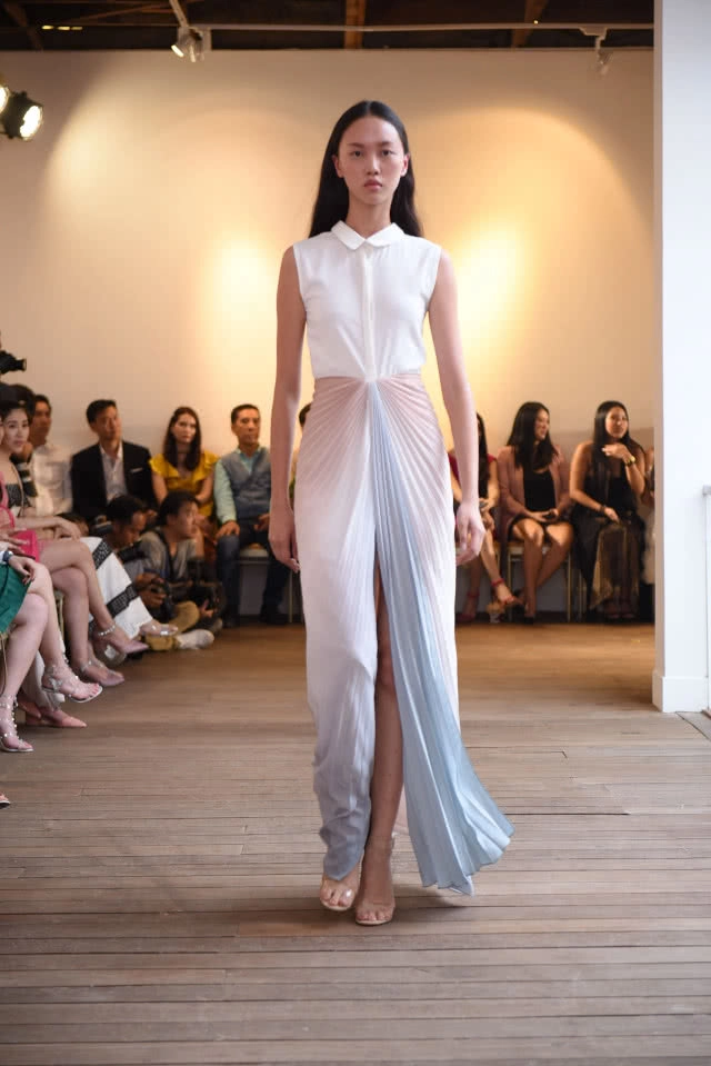 ปลุกกระแสแฟชั่นไทยให้น่าจับตามอง กับการจับมือของ 3 แบรนด์ดีไซเนอร์คลื่นลูกใหม่