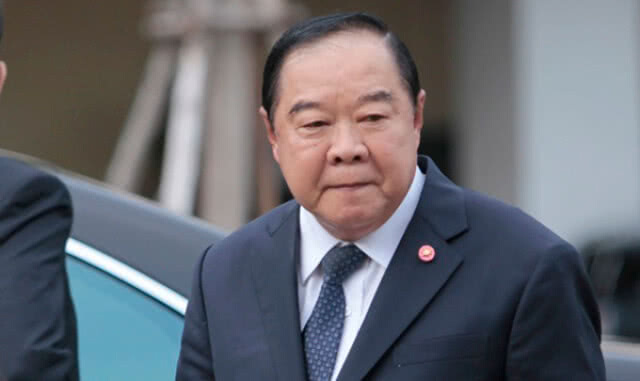 "ภูมิธรรม" รับ "อนาคตใหม่" ร่วมงาน ทิศทางไปด้วยกันได้