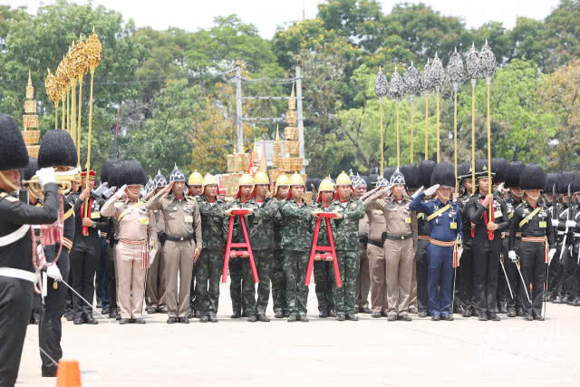 ฝึกซ้อมริ้วขบวนแห่พระสุพรรณบัฏและริ้วขบวนราบใหญ่