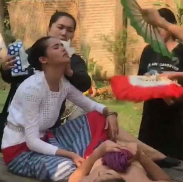 "ญาญ่า" เต็มที่เพื่อ "ณเดชน์"