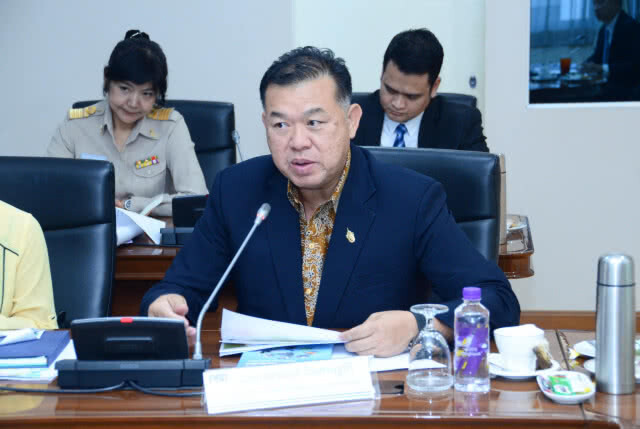 พาณิชย์ จับมือ สาธารณสุข ดันสมุนไพรไทยครองตลาดสุขภาพทั้งในและต่างประเทศ