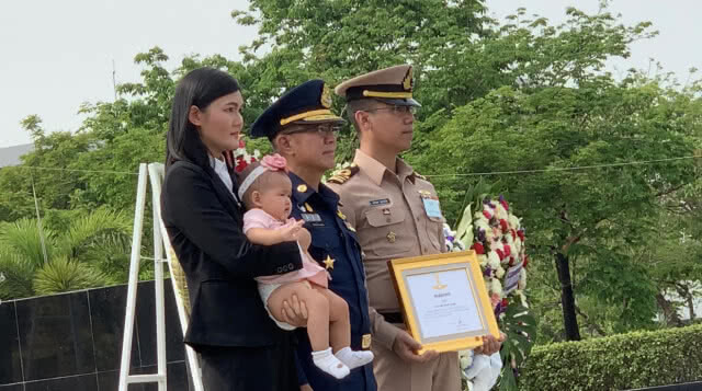 วันที่ระลึก ทอ. บรรจุอัฐิกำลังพลเพิ่มในอนุสาวรีย์ ทอ.