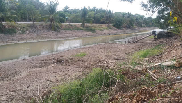 ปทุมธานี น้ำ คลอง9 แห้ง ปชช.หวั่นถนนทรุดตัว