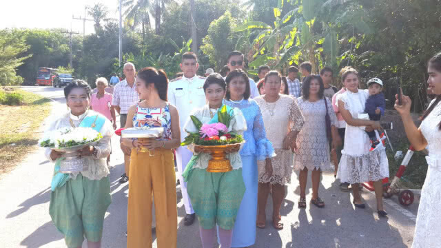 เจ้าบ่าวจัดใหญ่ขบวนแห่ 99 สู่ขอเจ้าสาว