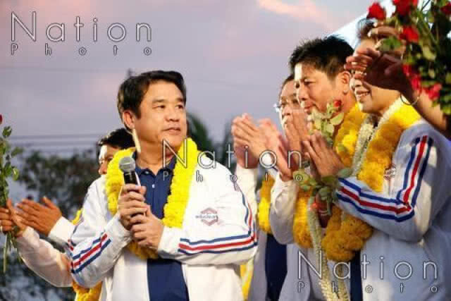"สุริยะ" เชื่อ "เพื่อไทย" รวมเสียงได้ไม่เกินครึ่งหนึ่ง