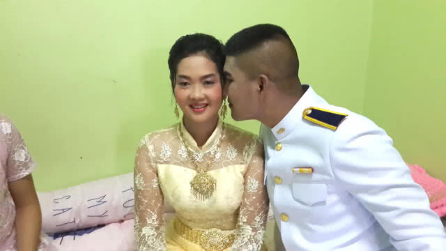 เจ้าบ่าวจัดใหญ่ขบวนแห่ 99 สู่ขอเจ้าสาว