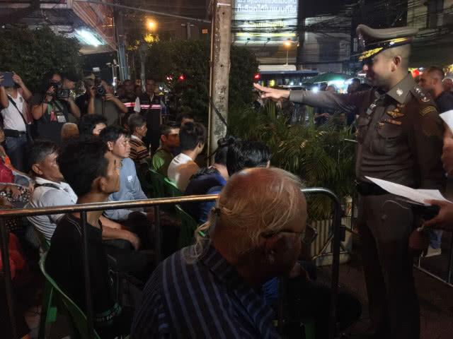 ปิดล้อมตรวจค้นโรงแรม ต่างชาติลักลอบเข้าเมือง