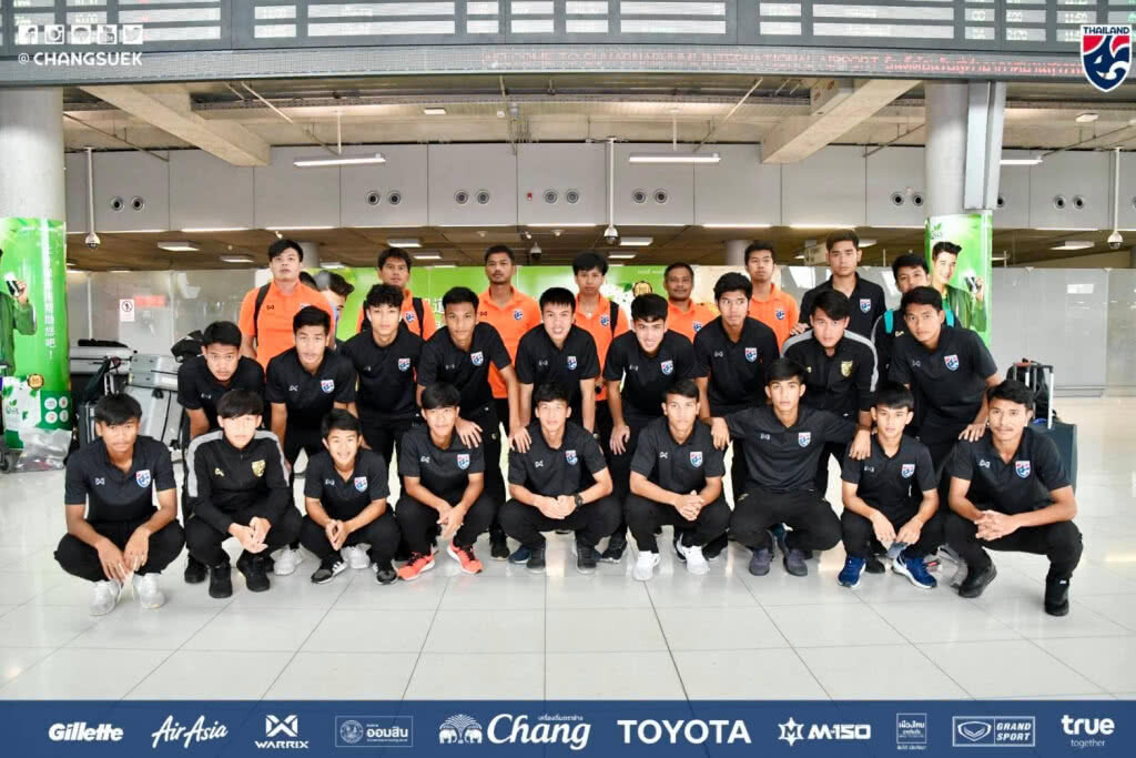 ช้างศึกU19 เดินทางถึงประเทศไทยเป็นที่เรียบร้อยเเล้ว