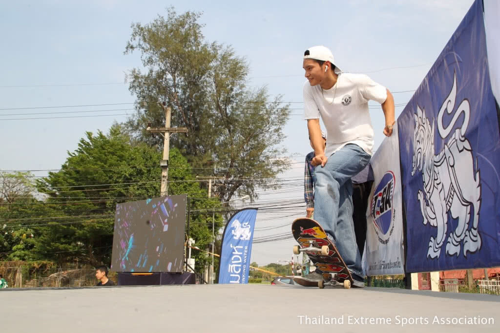"อธิวัฒน์" แชมป์สิงห์เอ็กซ์ตรีม "อธิวัฒน์" แชมป์สิงห์เอ็กซ์ตรีม